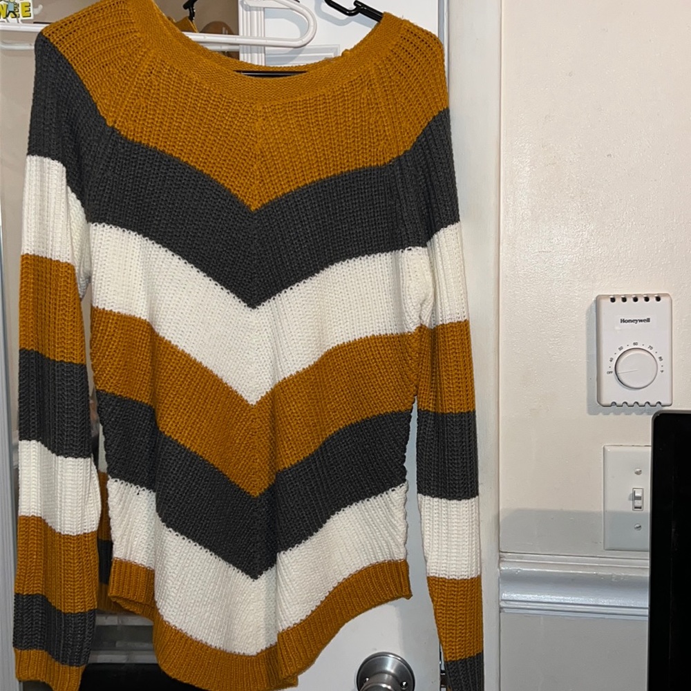 Stripped sweater!